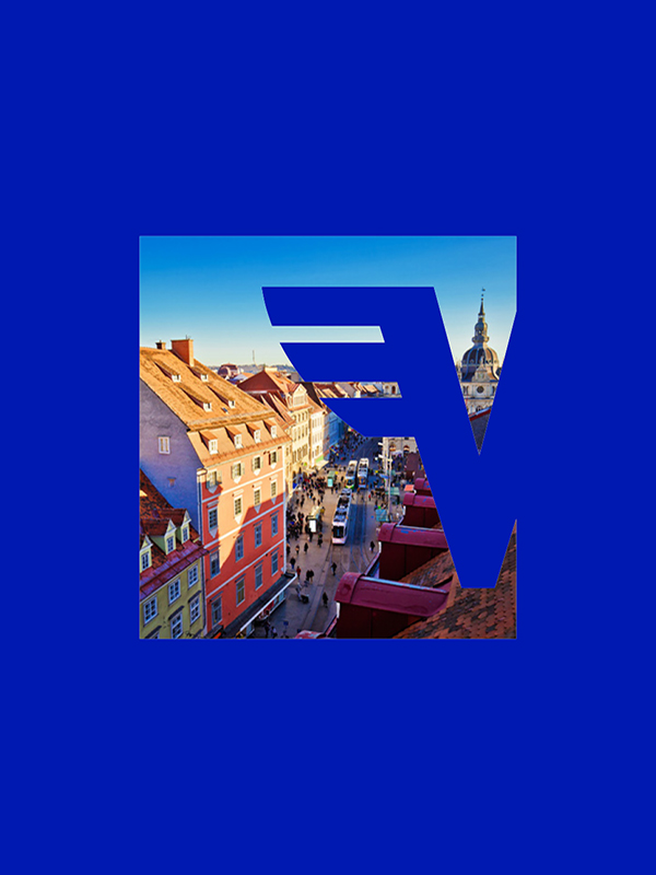 Ein Blick aus der Vogelperspektive über die Herrengasse in Graz bis zum Grazer Rathaus. Rundherum ein blauer Rahmen und darüber das Volksbank-Logo.